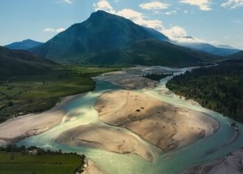 Zemra e natyrës shqiptare nën vëmendjen botërore – UNESCO rekomandon Vjosën si Rezervat të Biosferës