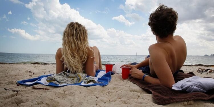 Trupi juaj po ju jep shenja! Ja pse kanceri i lëkurës shfaqet ndryshe te burrat dhe gratë – dhe si ta dalloni në kohë