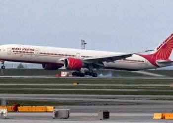 Një tjetër incident me avionët Boeing: Air India detyrohet të kthehet menjëherë pas ngritjes