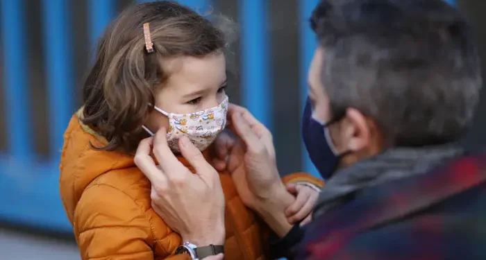 Alarm Global: Varianti i Ri COVID NB.1.8.1 Përhapet Me Shpejtësi!